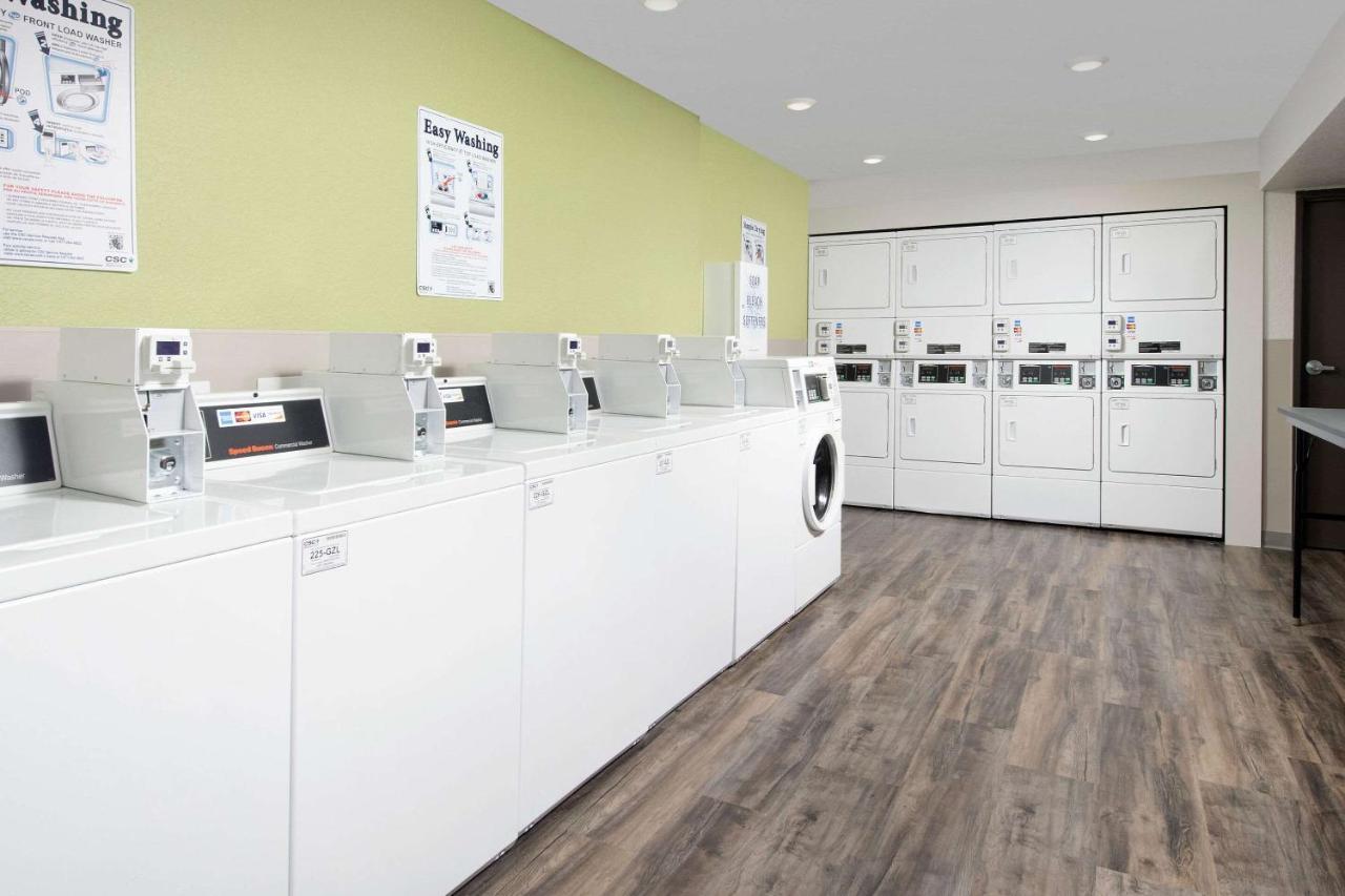 Woodspring Suites Orlando International Drive Williamsburg Экстерьер фото